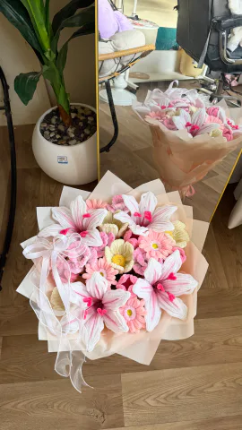 باقة بتلات الحب